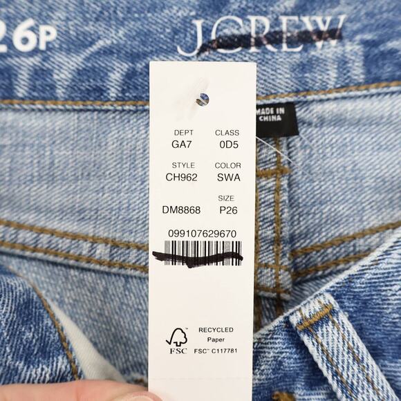 J.Crew Mid-Rise '84 Relaxed Kickout Jean Synniva Wash Size 26 Petite NWT - Picture 7 of 11